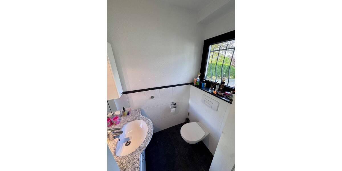 Einfamilienhaus Ratingen Breitscheid - 4 Zimmer, 315 m&sup2;, 1.150.000&euro; | Angebot:26455353
