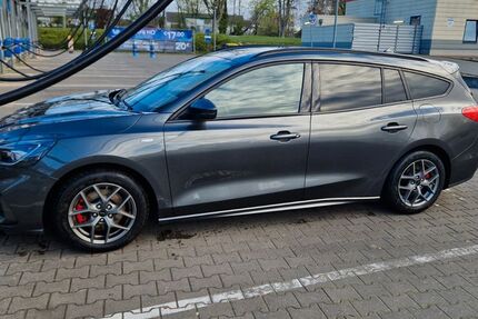Ford Focus 74.000 km 15.500 &euro; Monheim am Rhein 40789