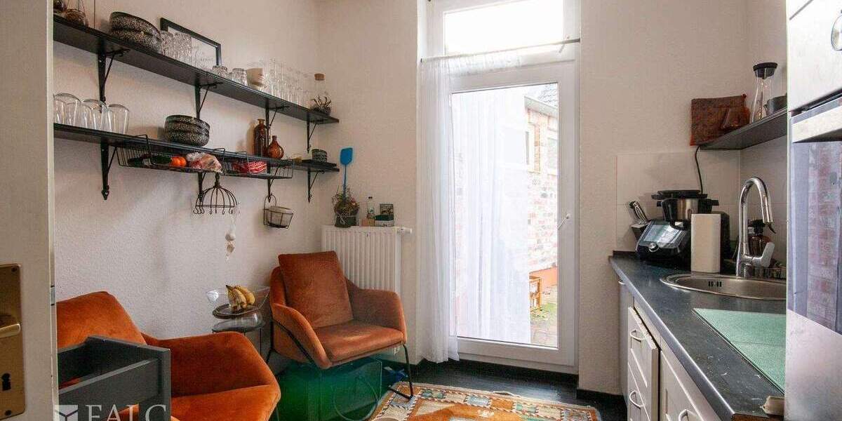 Mehrfamilienhaus, Wohnhaus Frechen Königsdorf - 6 Zimmer, 235 m&sup2;, 400.000&euro; | Angebot:25696385