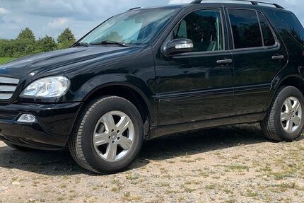 Mercedes-Benz ML 270 250.000 km 7.200 &euro; Willich 47877