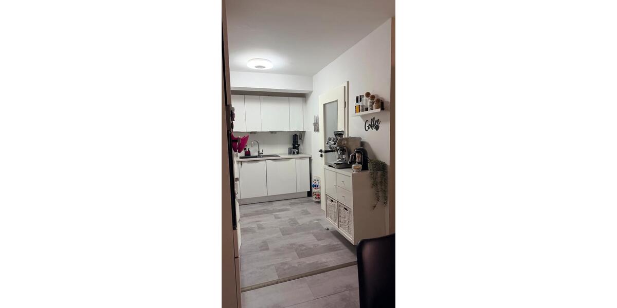 Hochparterre Köln Kalk - 4 Zimmer, 84 m&sup2;, 345.000&euro; | Angebot:26173320