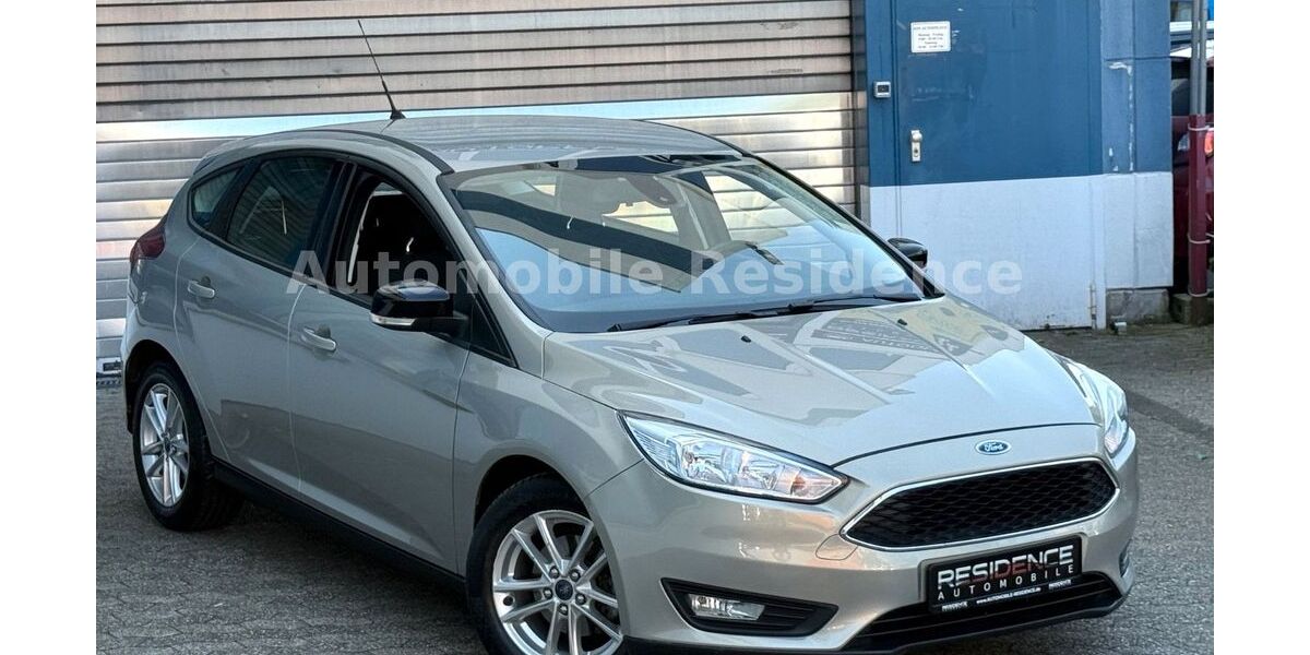 Ford Focus 57.000 km 9.298 &euro; Ratingen 40880
