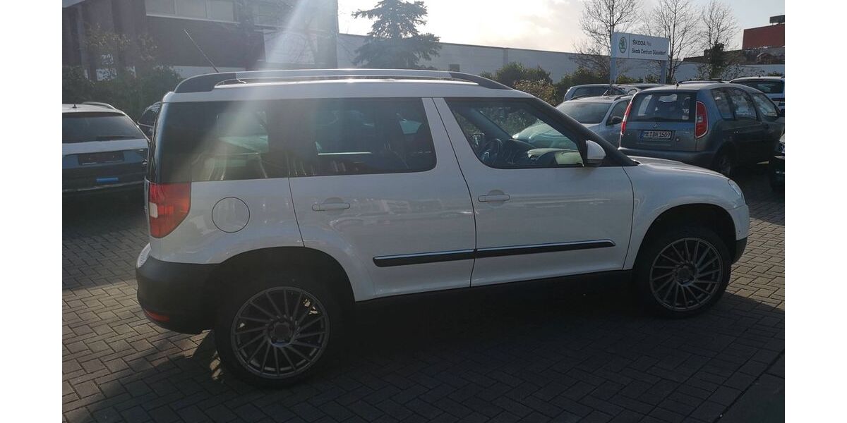 Skoda Yeti 73.000 km 12.800 &euro; Düsseldorf 40625