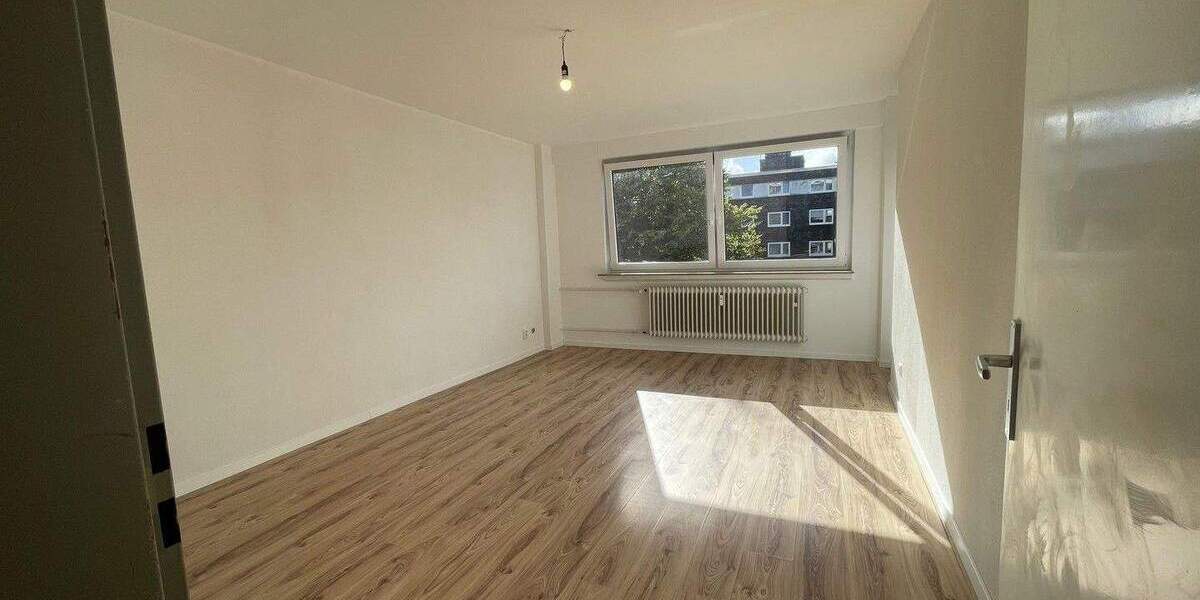 Etagenwohnung Wuppertal Barmen - 2 Zimmer, 64 m&sup2;, 550&euro; | Angebot:25870156