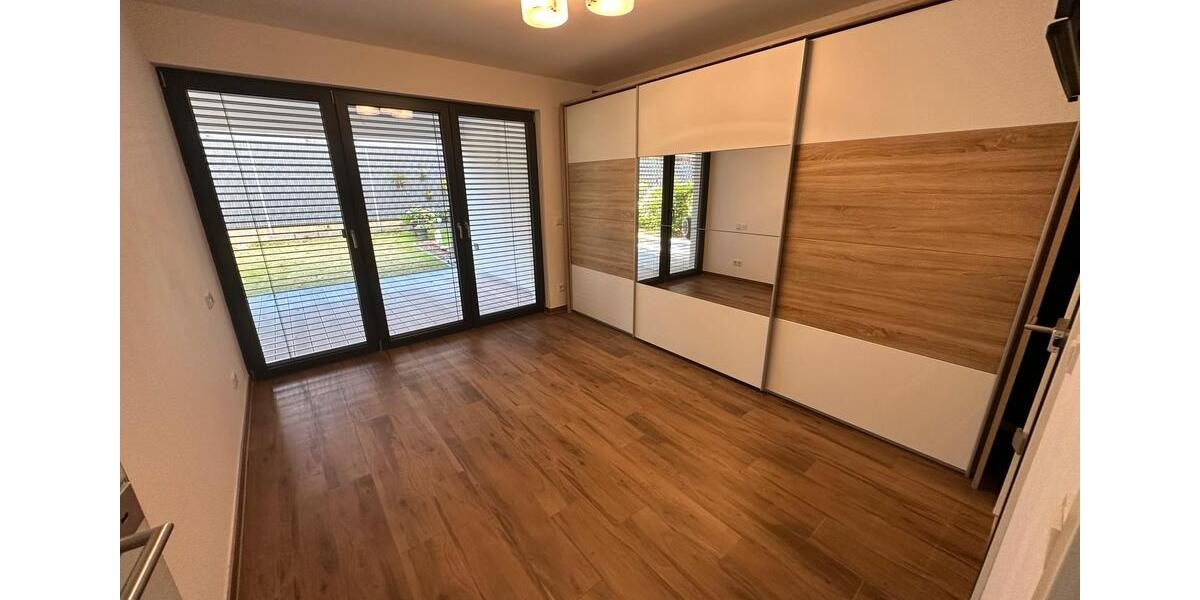 Erdgeschoßwohnung Remscheid Remscheid-Süd - 2 Zimmer, 71 m&sup2;, 265.000&euro; | Angebot:26074161