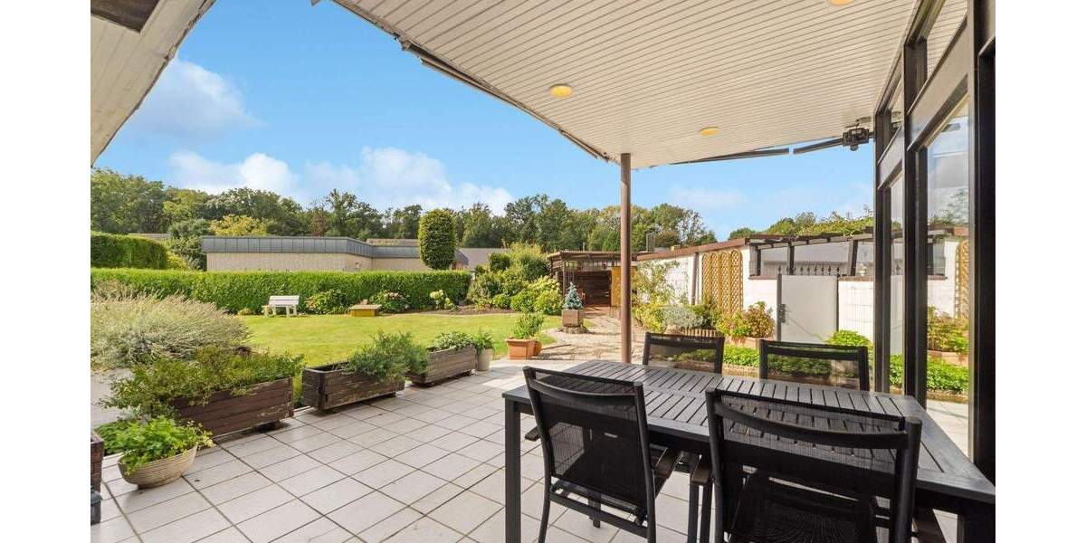 Bungalow Dormagen Hackenbroich - 8 Zimmer, 239 m&sup2;, 549.000&euro; | Angebot:26230626