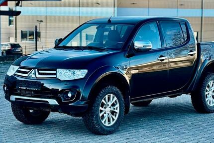 Mitsubishi L200 220.319 km 10.800 &euro; Wuppertal 42389