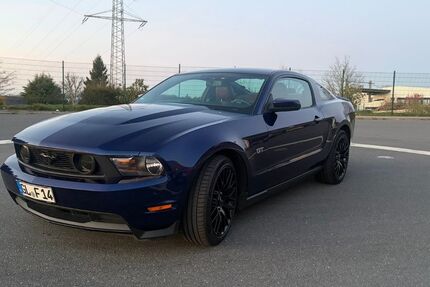 Ford Mustang 70.000 km 25.900 &euro; Wermelskirchen 42929