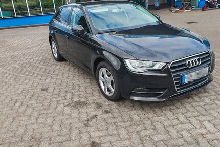 Audi A3 98.000 km 8.500 &euro; Bergisch Gladbach 51469