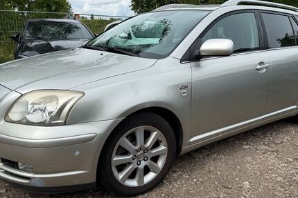Toyota Avensis 370.000 km 1.499 &euro; Köln 50739