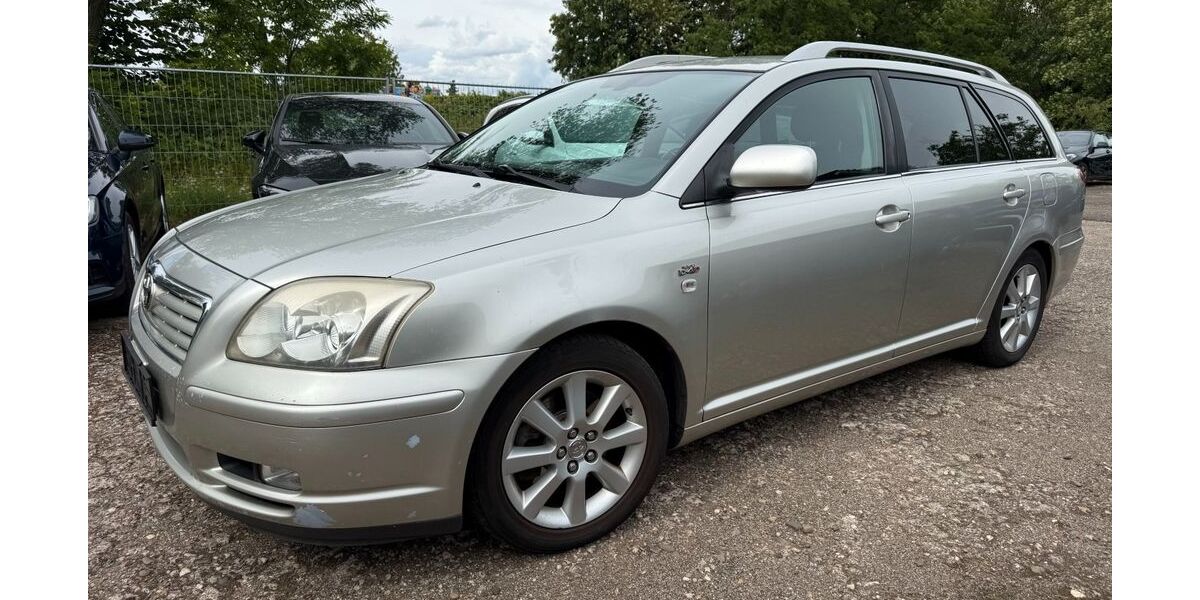 Toyota Avensis 370.000 km 1.499 &euro; Köln 50739