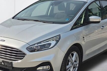 Ford S-Max 106.200 km 15.999 &euro; Willich 47877