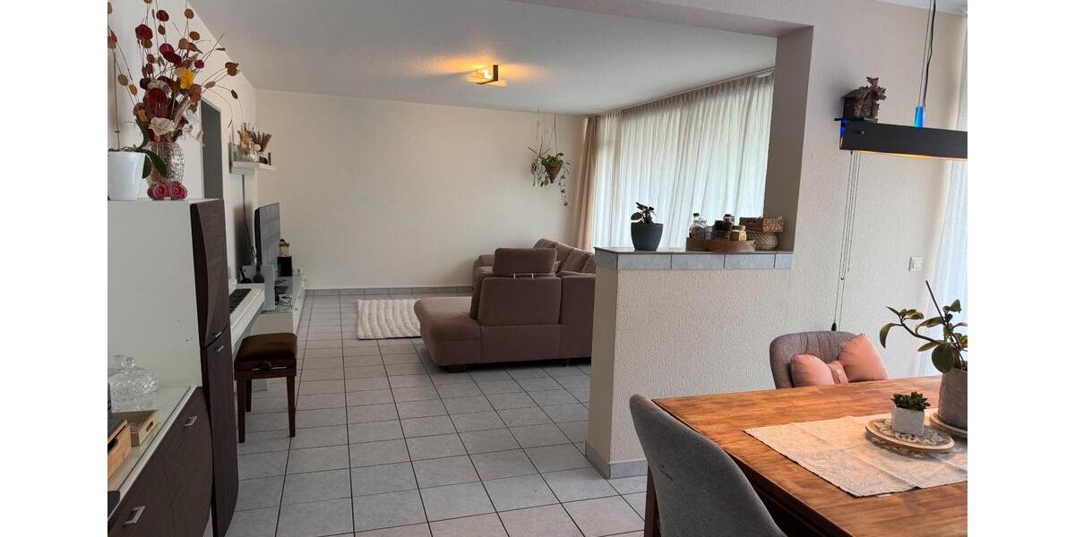Etagenwohnung Leverkusen Opladen - 4 Zimmer, 113 m&sup2;, 1.350&euro; | Angebot:26502613