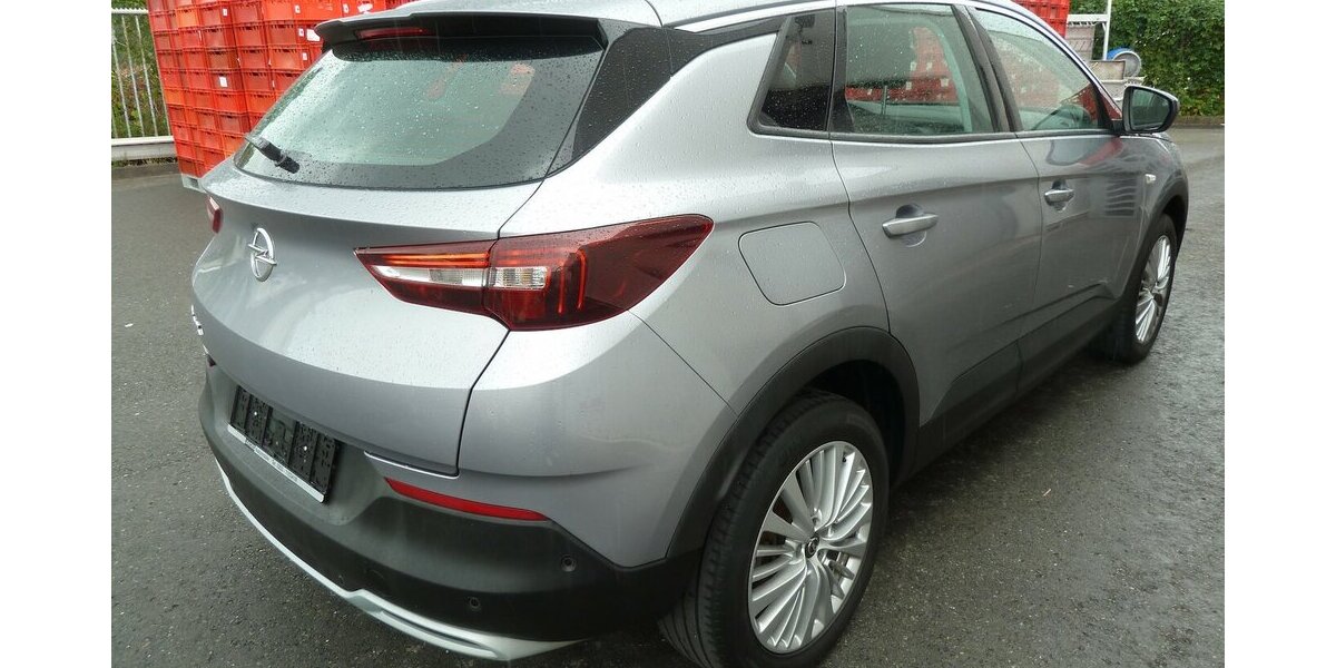 Opel Grandland X Innovation 1.5 D Automatik Navi LED 171.000 km 10.900 &euro; Ratingen 40885