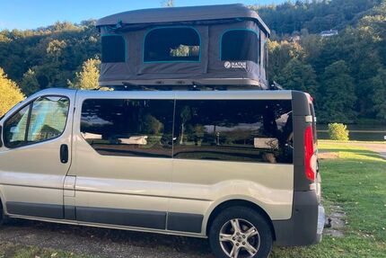 Opel Vivaro 168.000 km 10.500 &euro; Bergisch Gladbach 51469