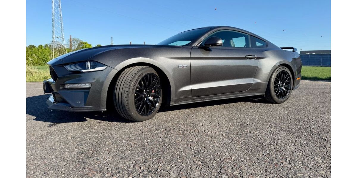 Ford Mustang 61.000 km 39.999 &euro; Köln 50999