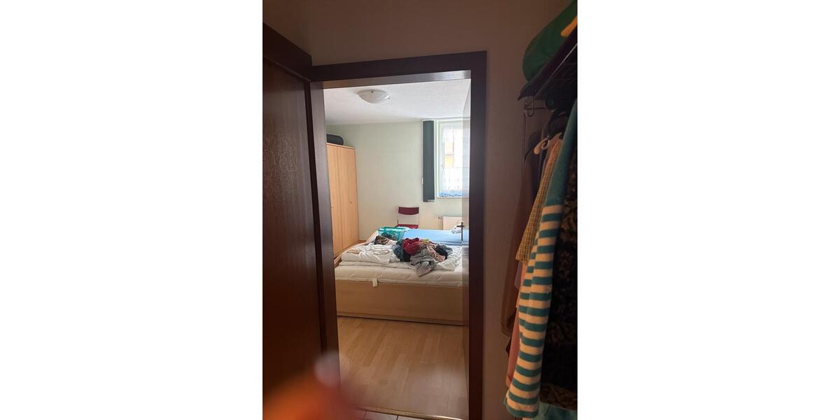 Etagenwohnung Neuss Holzheim - 3 Zimmer, 82 m&sup2;, 240.000&euro; | Angebot:26827318