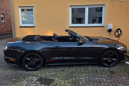 Ford Mustang 24.000 km 45.799 &euro; Pulheim 50259
