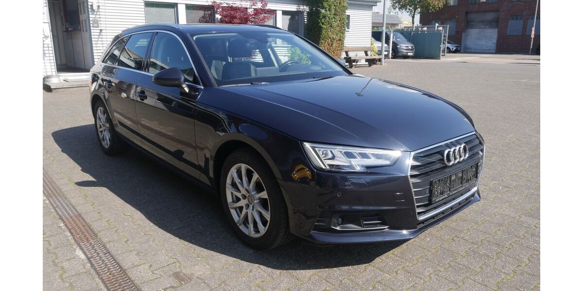 Audi A4 147.928 km 14.950 &euro; Düsseldorf 40233