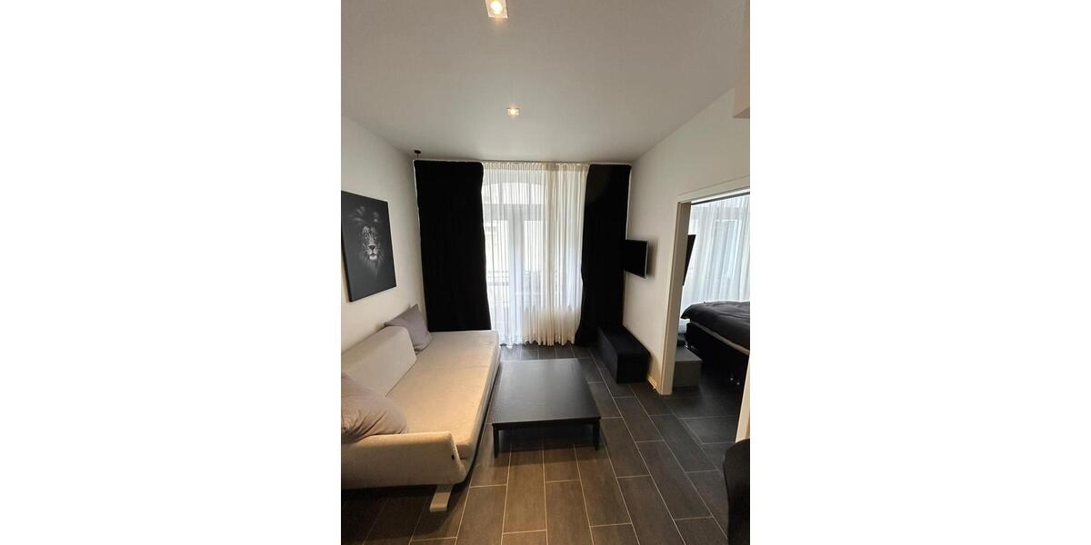 Etagenwohnung Düsseldorf Stadtbezirk 3 - 1 Zimmer, 60 m&sup2;, 1.450&euro; | Angebot:25656487