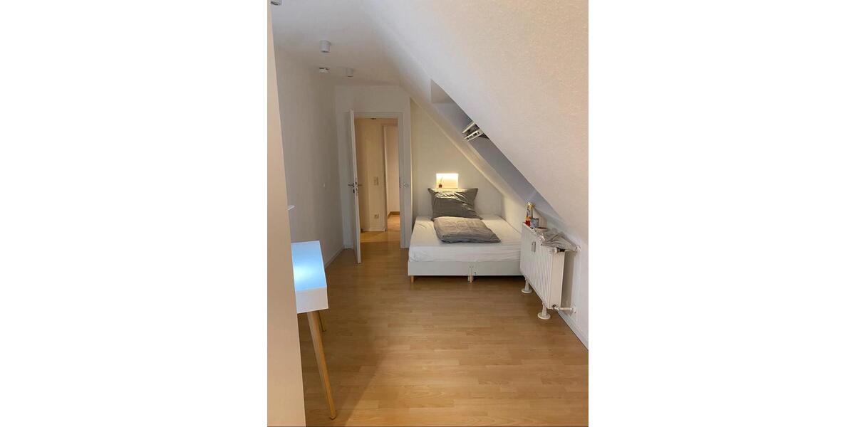 Etagenwohnung Düsseldorf Derendorf - 1 Zimmer, 14 m&sup2;, 620&euro; | Angebot:26008493