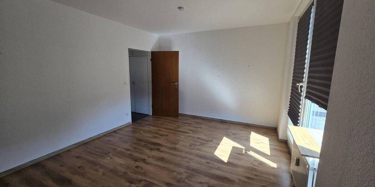Etagenwohnung Wuppertal Langerfeld - 3 Zimmer, 92 m&sup2;, 840&euro; | Angebot:26249431