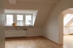 Dachgeschoßwohnung Wuppertal Brill - 4 Zimmer, 125 m&sup2;, 940&euro; | Angebot:25126965