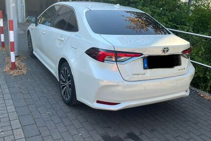 Toyota Corolla 103.000 km 17.100 &euro; Monheim 40789