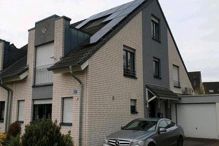 Haus Langenfeld (Rheinland) - 4 Zimmer, 140 m&sup2;, 645.000&euro; | Angebot:26823898