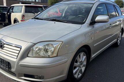 Toyota Avensis 138.000 km 4.490 &euro; Düsseldorf 40233