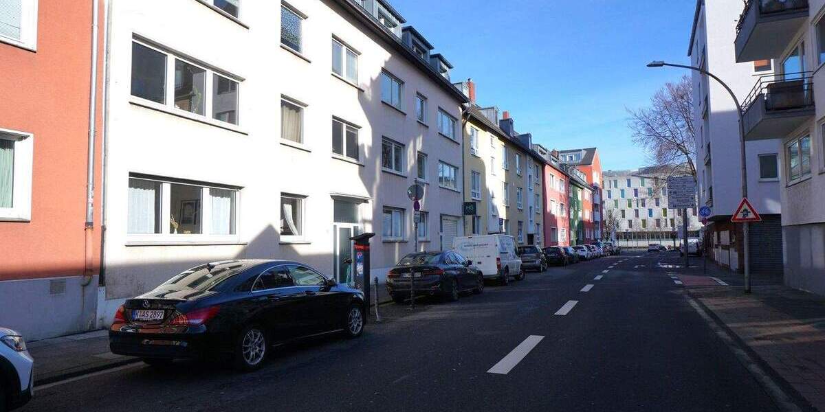 Etagenwohnung Köln Altstadt-Süd - 2 Zimmer, 45 m&sup2;, 253.000&euro; | Angebot:25800575