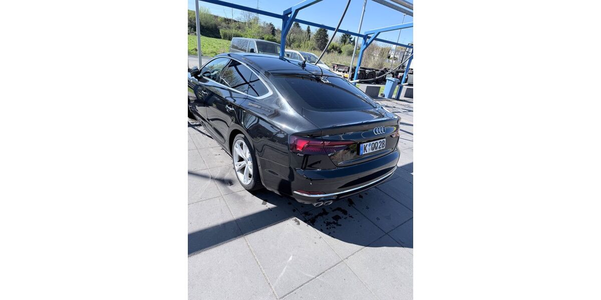 Audi A5 150.000 km 17.500 &euro; Köln 51107
