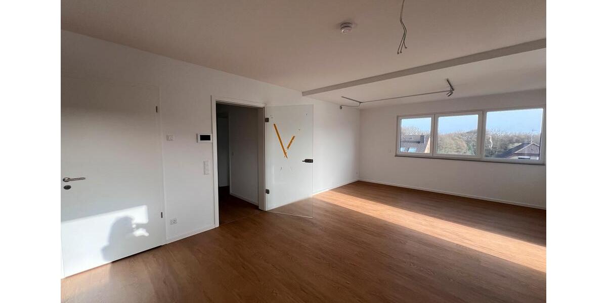 Etagenwohnung Burscheid - 4 Zimmer, 119 m&sup2;, 1.997&euro; | Angebot:25401623