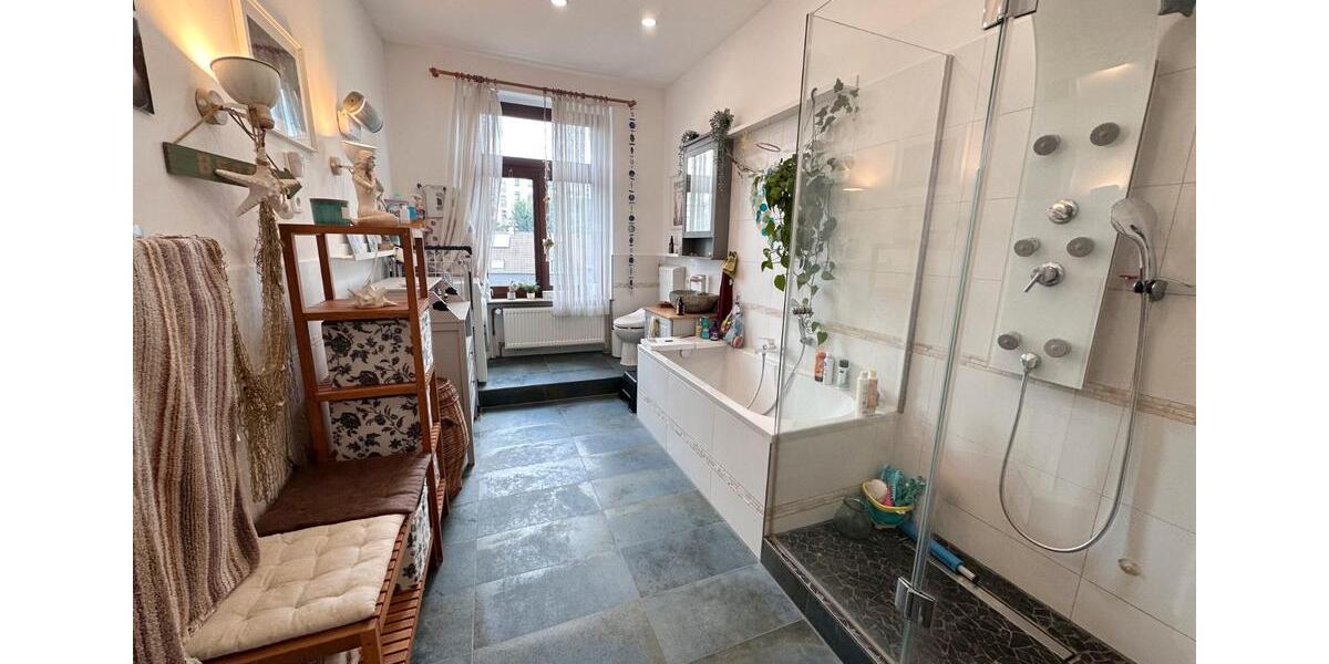 Etagenwohnung Wuppertal Gemarkung Vohwinkel - 4 Zimmer, 119 m&sup2;, 310.000&euro; | Angebot:27258756