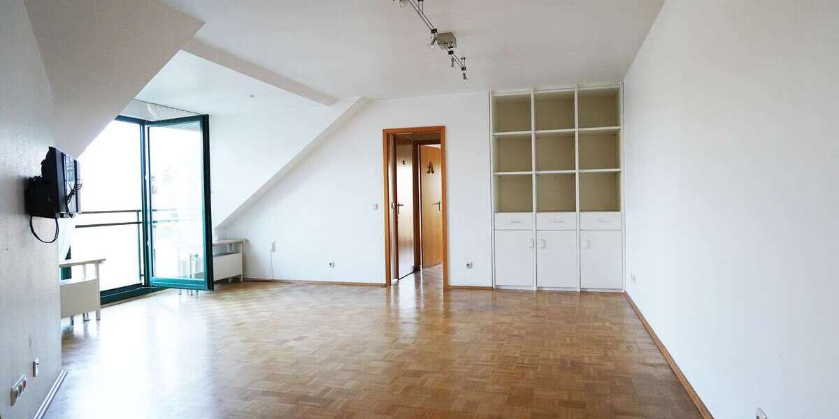 Etagenwohnung Düsseldorf Eller - 3 Zimmer, 96 m&sup2;, 343.000&euro; | Angebot:26136056