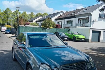 Mercedes-Benz E 200 227.896 km 2.950 &euro; köln 51107