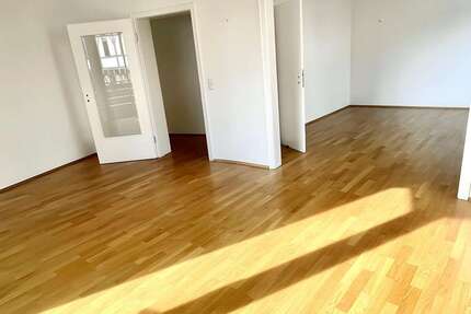 Wohnung Ratingen Süd - 3.5 Zimmer, 95 m&sup2;, 1.300&euro; | Angebot:26836794