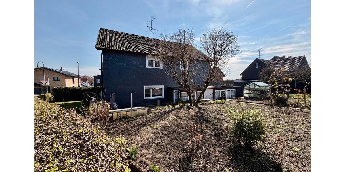 Mehrfamilienhaus, Wohnhaus Wermelskirchen - 8 Zimmer, 205 m&sup2;, 429.000&euro; | Angebot:26778739