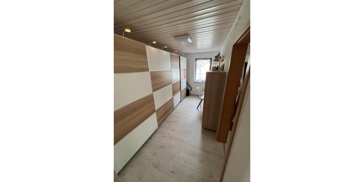 Einfamilienhaus Solingen Burg - 7 Zimmer, 178 m&sup2;, 299.000&euro; | Angebot:26152342