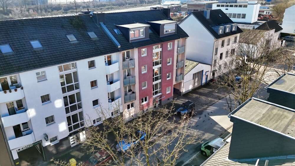 Etagenwohnung Neuss - 3 Zimmer, 74 m&sup2;, 149.000&euro; | Angebot:26290113