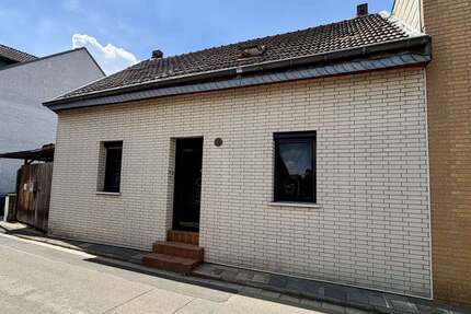 Haus Grevenbroich Neuenhausen - 3 Zimmer, 100 m&sup2;, 189.000&euro; | Angebot:27398664