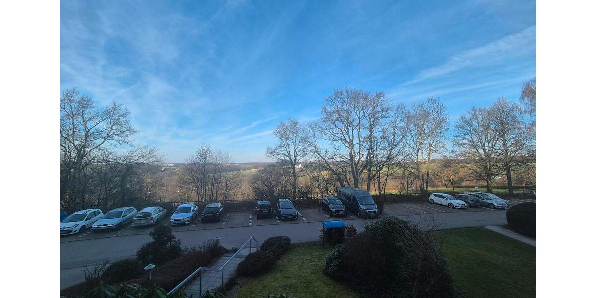 Etagenwohnung Solingen Wald - 6.5 Zimmer, 145 m&sup2;, 310.000&euro; | Angebot:24840857