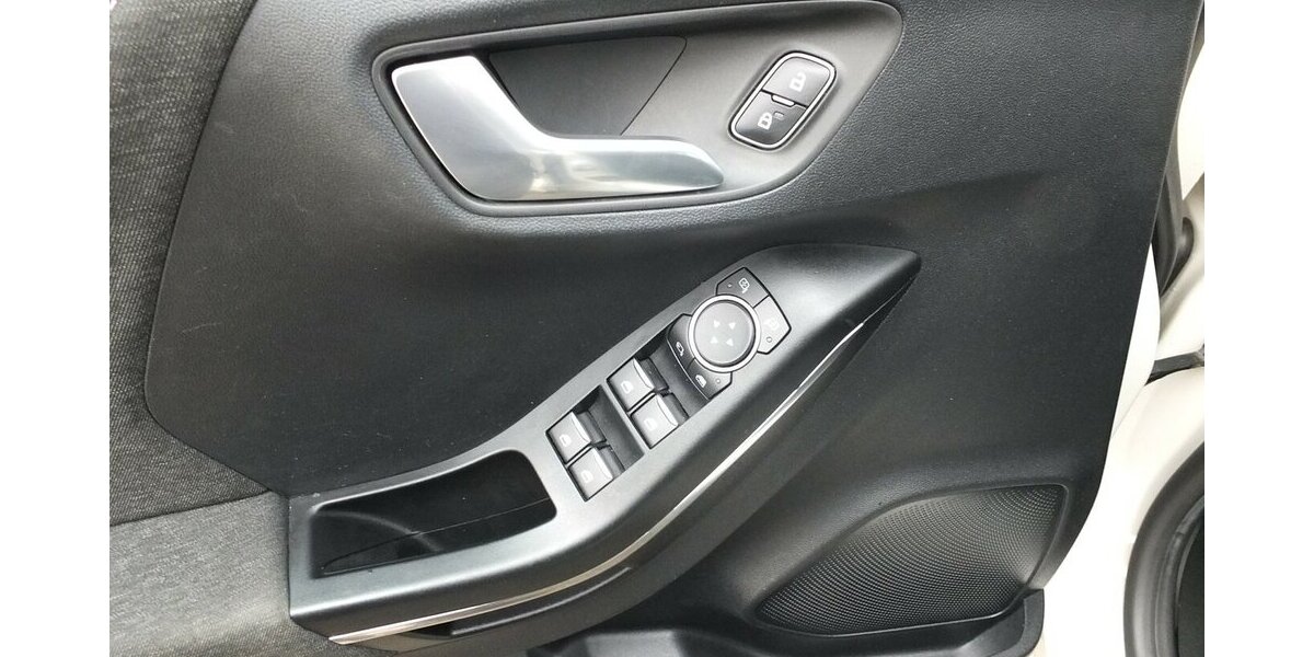 Ford Puma TITANIUM ECO BOOST NAVI PDC BLUETOOTH 107.845 km 13.908 &euro; Köln 50858