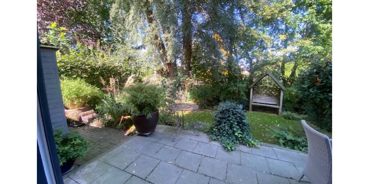 Doppelhaushälfte Düsseldorf Stadtbezirk 8 - 4 Zimmer, 150 m&sup2;, 3.400&euro; | Angebot:25868165