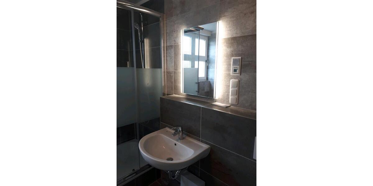 Etagenwohnung Solingen - 2 Zimmer, 56 m&sup2;, 830&euro; | Angebot:25641518