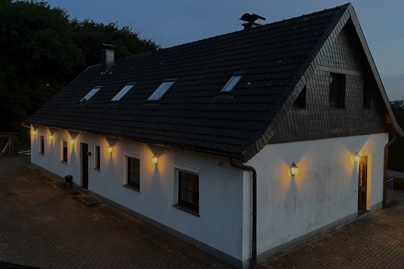 Großzügiges 2 Familien-Doppel-Landhaus mit Nebengebäuden und Pool in sonniger Hanglage! - Bauernhaus, Landhaus Velbert Pöthen | Angebot:22239219