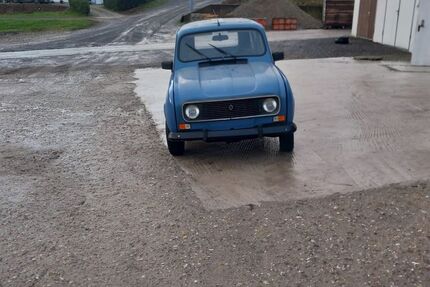 Renault R 4 96.000 km 8.000 &euro; Remscheid 42855