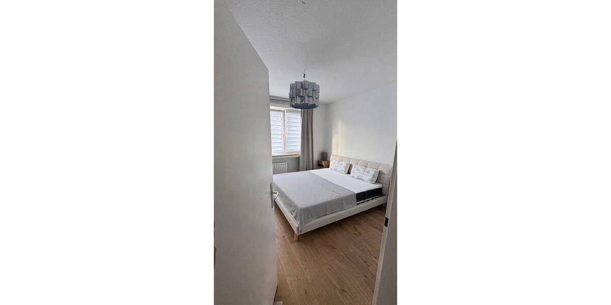 Etagenwohnung Düsseldorf Hassels - 2 Zimmer, 650&euro; | Angebot:26826937