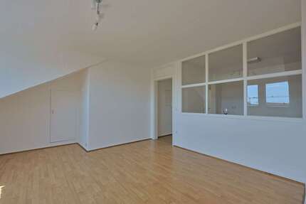 Wohnung Willich Fadheide - 3 Zimmer, 65 m&sup2;, 600&euro; | Angebot:26993936