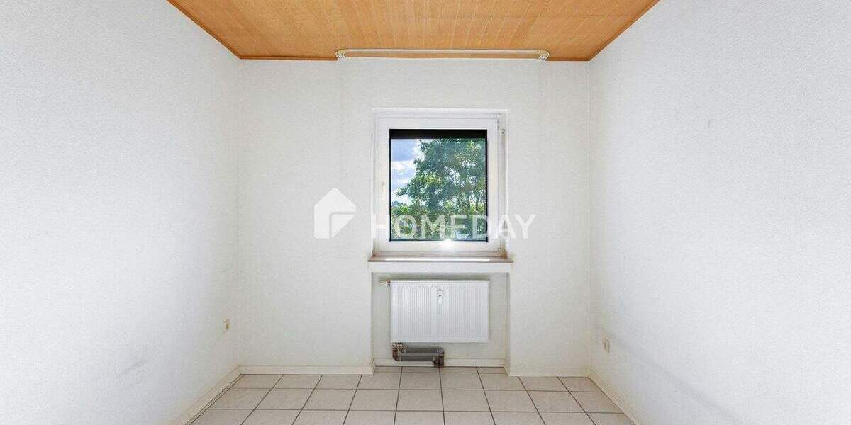 Etagenwohnung Köln Esch/Auweiler - 4 Zimmer, 106 m&sup2;, 285.000&euro; | Angebot:25677384